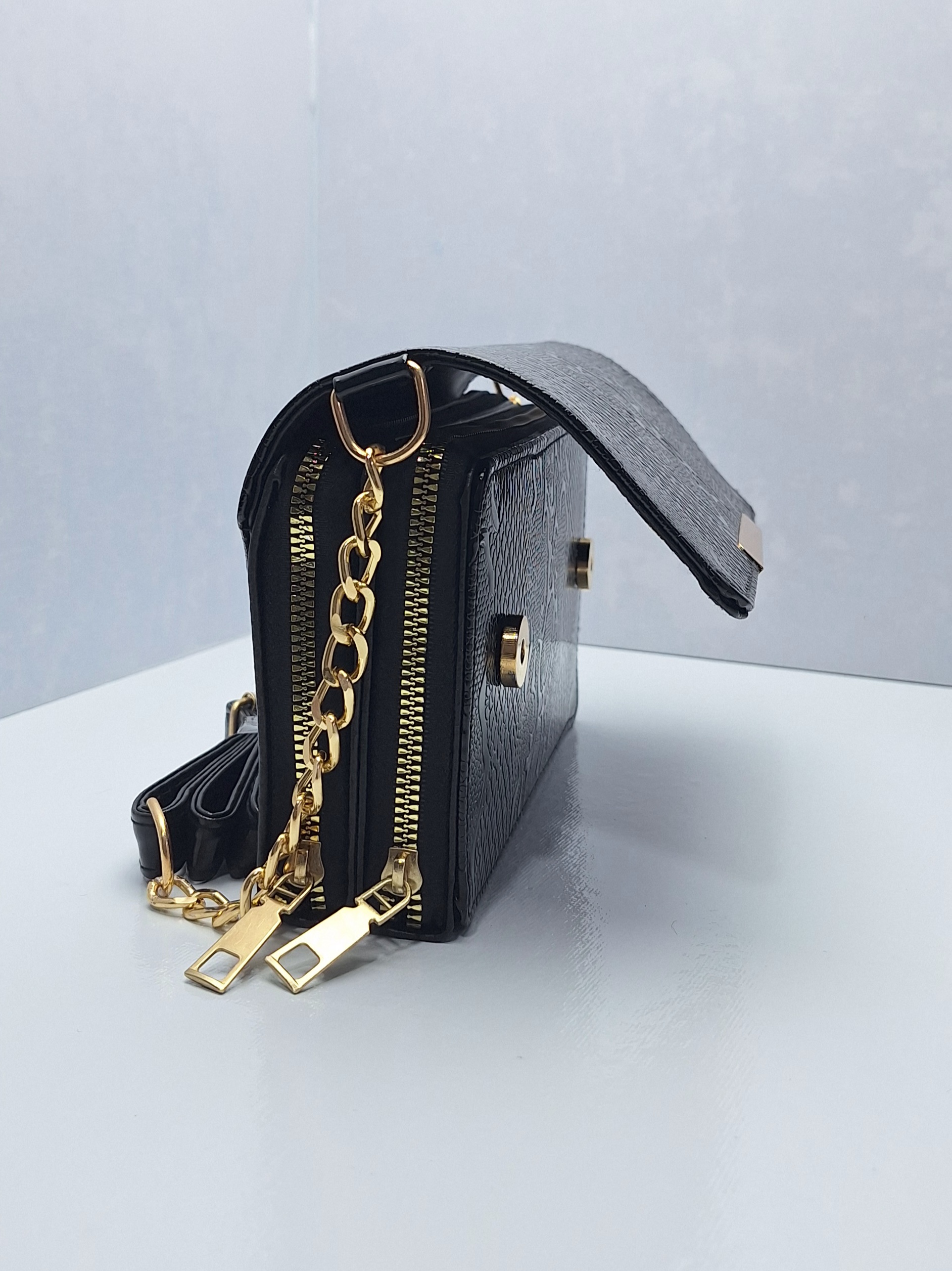 ۲۰۲۵۰۹۰۳_۱۶۴۴۵۳(1)